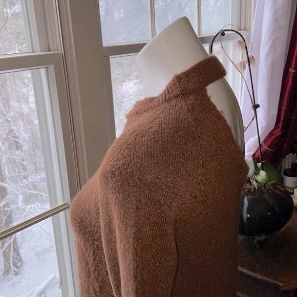 SP LOFT SIENNA BROWN LONG SLEEVE SWEATER WITH BACK CUTOUT EUC - Picture 2 of 9